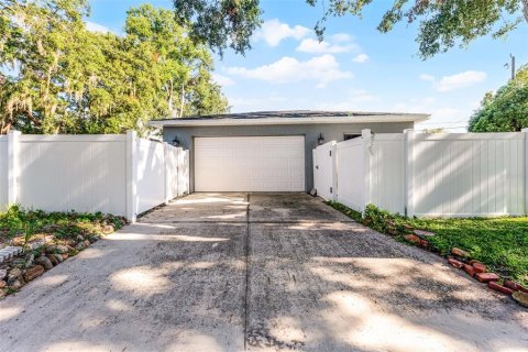 House in Sanford, Florida 3 bedrooms, 139.35 sq.m. № 1901577 - photo 5