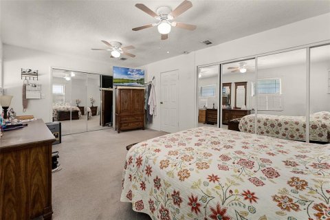 House in Sanford, Florida 3 bedrooms, 139.35 sq.m. № 1901577 - photo 15