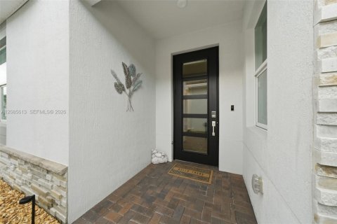Casa en venta en Port St. Lucie, Florida, 3 dormitorios, 174.47 m2 № 2356992 - foto 3