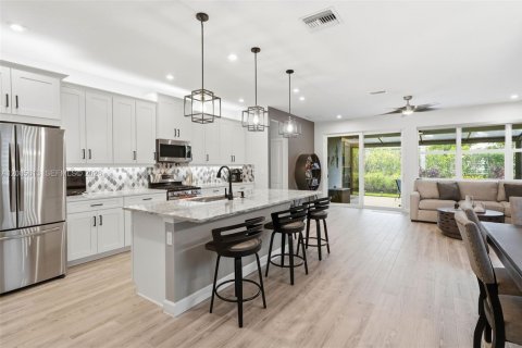 Casa en venta en Port St. Lucie, Florida, 3 dormitorios, 174.47 m2 № 2356992 - foto 12
