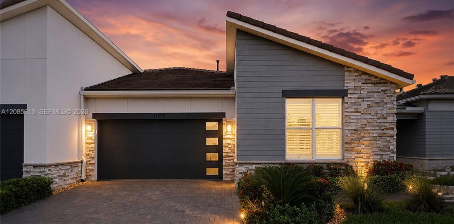 Casa en Port St. Lucie, Florida 3 dormitorios, 174.47 m2 № 2356992