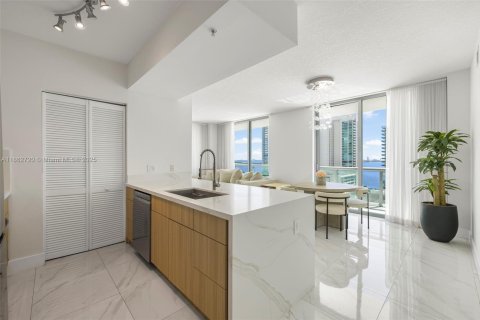 Copropriété à louer à Miami, Floride: 2 chambres, 97.36 m2 № 1891660 - photo 3