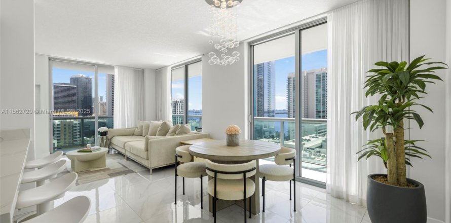 Condo à Miami, Floride, 2 chambres  № 1891660