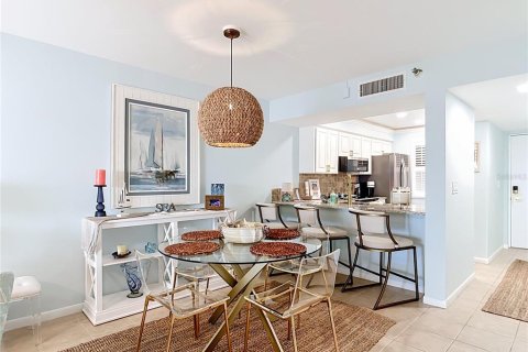 Copropriété à vendre à Englewood, Floride: 2 chambres, 99.41 m2 № 2389281 - photo 21