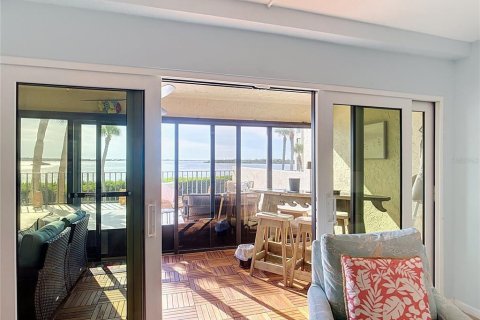 Copropriété à vendre à Englewood, Floride: 2 chambres, 99.41 m2 № 2389281 - photo 11