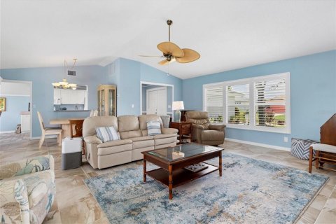 Casa en venta en Port Charlotte, Florida, 3 dormitorios, 146.69 m2 № 1261907 - foto 14