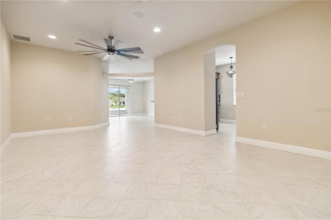House in Melbourne, Florida 3 bedrooms, 176.7 sq.m. № 1690918 - photo 19