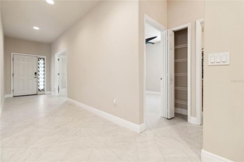 House in Melbourne, Florida 3 bedrooms, 176.7 sq.m. № 1690918 - photo 9
