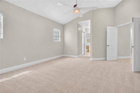 Villa ou maison à vendre à Orlando, Floride: 3 chambres, 184.23 m2 № 2413711 - photo 12