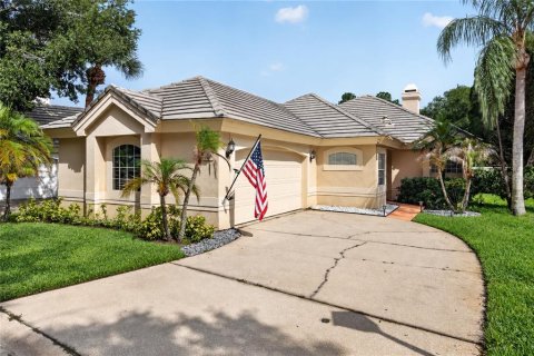 Villa ou maison à vendre à Orlando, Floride: 3 chambres, 184.23 m2 № 2413711 - photo 2