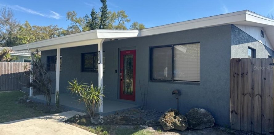 Casa en Gulfport, Florida 3 dormitorios, 127.46 m2 № 2204951