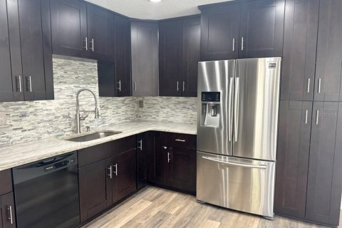 Casa en venta en Gulfport, Florida, 3 dormitorios, 127.46 m2 № 2204951 - foto 17