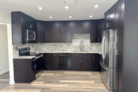 Casa en venta en Gulfport, Florida, 3 dormitorios, 127.46 m2 № 2204951 - foto 12