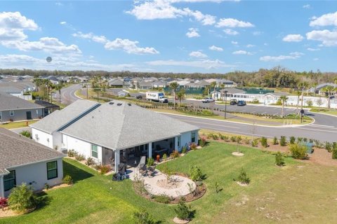 House in The Villages, Florida 3 bedrooms, 172.89 sq.m. № 1888692 - photo 4
