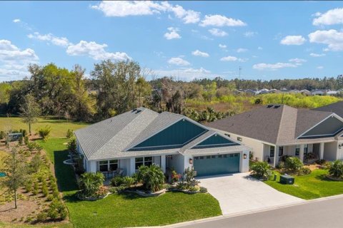 House in The Villages, Florida 3 bedrooms, 172.89 sq.m. № 1888692 - photo 3