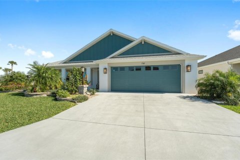 House in The Villages, Florida 3 bedrooms, 172.89 sq.m. № 1888692 - photo 1