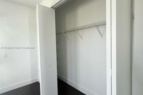 Townhouse in Oakland Park, Florida 2 bedrooms, 113.81 sq.m. № 1926480 - photo 15