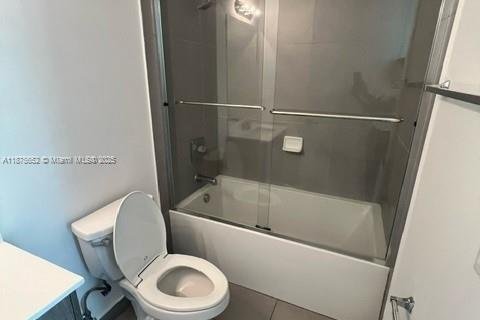 Townhouse in Oakland Park, Florida 2 bedrooms, 113.81 sq.m. № 1926480 - photo 13