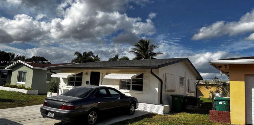 Villa ou maison à Tamarac, Floride 2 chambres, 98.66 m2 № 1964303