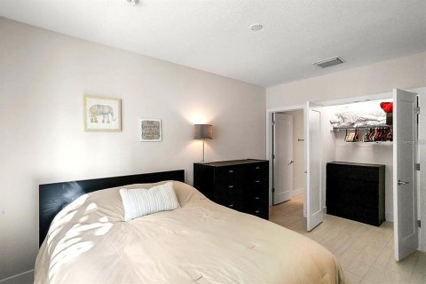 Touwnhouse à louer à Saint Petersburg, Floride: 2 chambres, 147.71 m2 № 2425359 - photo 6