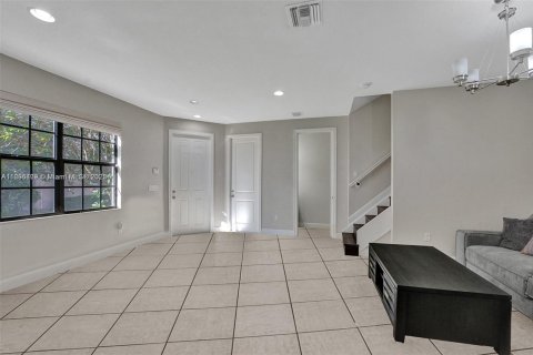 Casa en venta en Parkland, Florida, 4 dormitorios, 170.85 m2 № 1947789 - foto 11