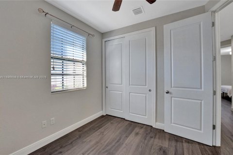 Casa en venta en Parkland, Florida, 4 dormitorios, 170.85 m2 № 1947789 - foto 25