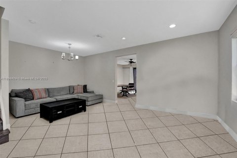 Casa en venta en Parkland, Florida, 4 dormitorios, 170.85 m2 № 1947789 - foto 9