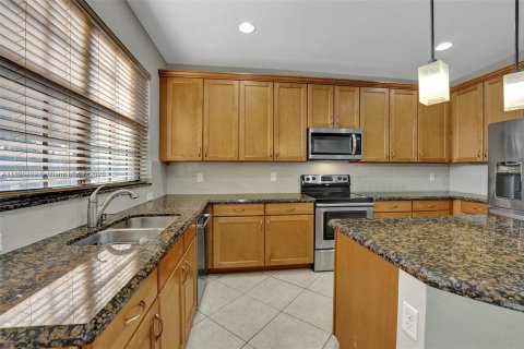 Casa en venta en Parkland, Florida, 4 dormitorios, 170.85 m2 № 1947789 - foto 5