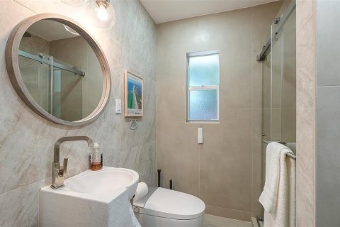 Casa en venta en Sarasota, Florida, 3 dormitorios, 172.71 m2 № 2427357 - foto 19