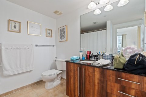 Купить кондоминиум в Майами, Флорида 2 спальни, 107.3м2, № 1993146 - фото 11