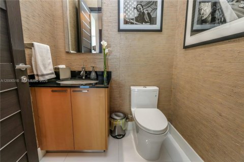 Condo in Sunny Isles Beach, Florida, 3 bedrooms № 2090973 - photo 28
