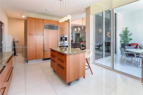 Condo in Sunny Isles Beach, Florida, 3 bedrooms № 2090973 - photo 21
