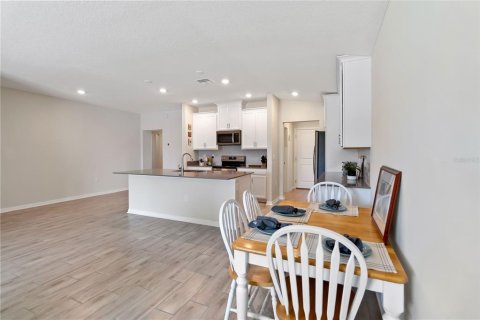 Villa ou maison à vendre à Mount Dora, Floride: 4 chambres, 171.87 m2 № 1665742 - photo 15