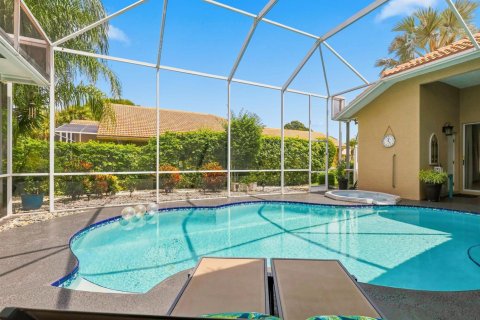 House in Port St. Lucie, Florida 3 bedrooms, 207.26 sq.m. № 2351096 - photo 11