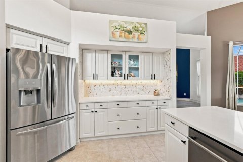 House in Port St. Lucie, Florida 3 bedrooms, 207.26 sq.m. № 2351096 - photo 28
