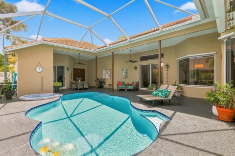 House in Port St. Lucie, Florida 3 bedrooms, 207.26 sq.m. № 2351096 - photo 9
