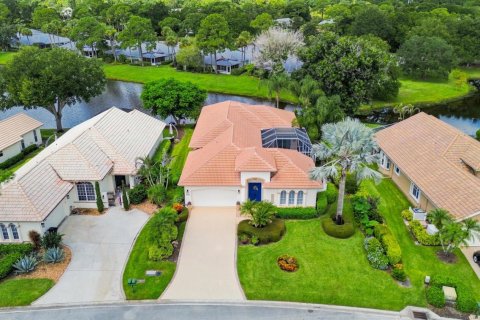 House in Port St. Lucie, Florida 3 bedrooms, 207.26 sq.m. № 2351096 - photo 4