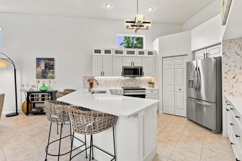 House in Port St. Lucie, Florida 3 bedrooms, 207.26 sq.m. № 2351096 - photo 24
