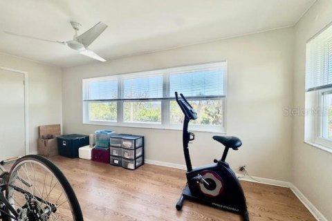 Condo in Saint Petersburg, Florida, 2 bedrooms  № 1653683 - photo 19