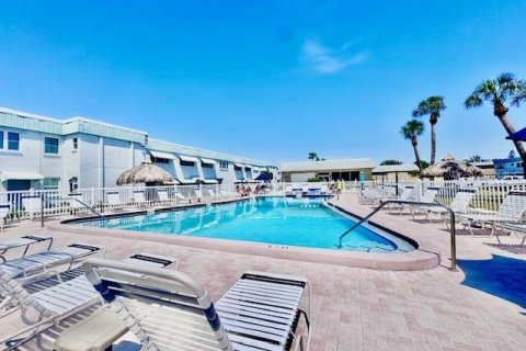 Condo in Saint Petersburg, Florida, 2 bedrooms  № 1653683 - photo 21