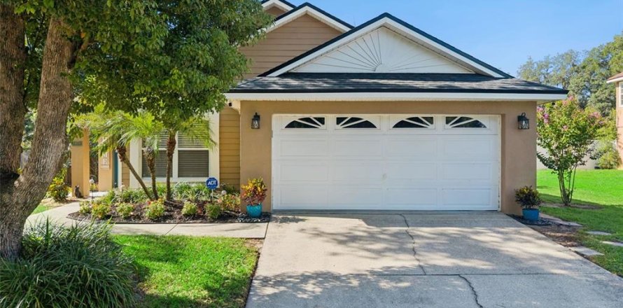 Villa ou maison à Apopka, Floride 3 chambres, 116.96 m2 № 2319067