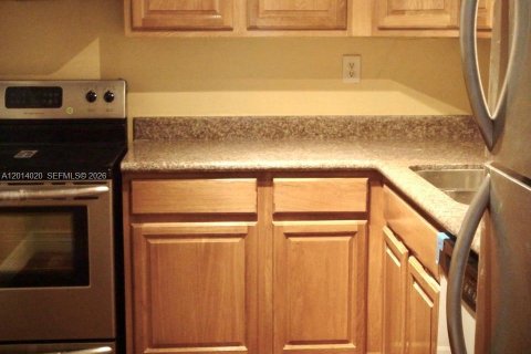 Condo in Miami, Florida, 2 bedrooms  № 2076161 - photo 3