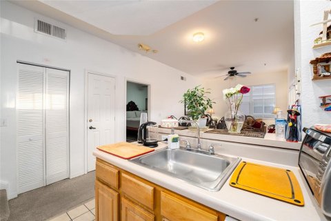 Condominio en venta en Kissimmee, Florida, 4 dormitorios, 136.57 m2 № 1512477 - foto 8