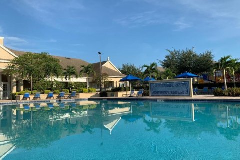 Condominio en venta en Kissimmee, Florida, 4 dormitorios, 136.57 m2 № 1512477 - foto 27