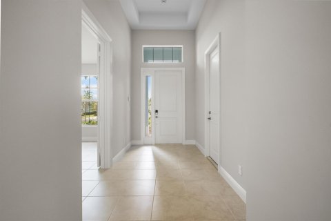 House in Port St. Lucie, Florida 2 bedrooms, 189.15 sq.m. № 2088036 - photo 11