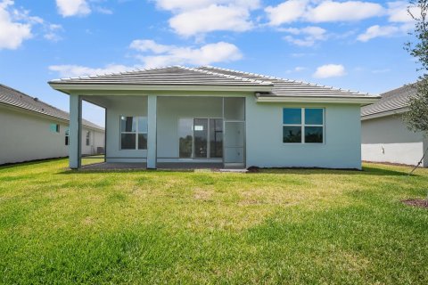 House in Port St. Lucie, Florida 2 bedrooms, 189.15 sq.m. № 2088036 - photo 23