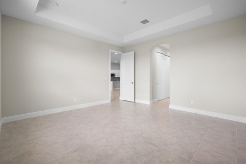 House in Port St. Lucie, Florida 2 bedrooms, 189.15 sq.m. № 2088036 - photo 19