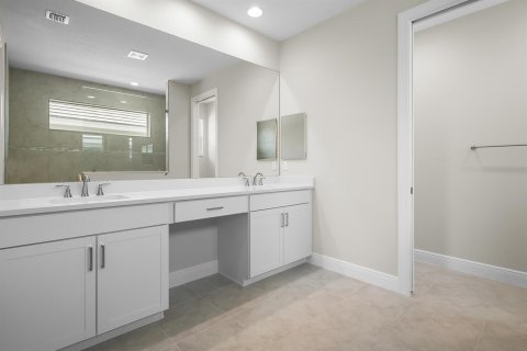 House in Port St. Lucie, Florida 2 bedrooms, 189.15 sq.m. № 2088036 - photo 16