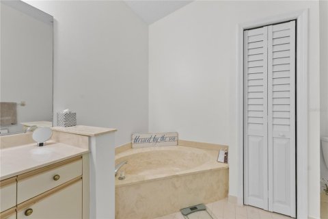 Touwnhouse à louer à Sarasota, Floride: 3 chambres, 164.9 m2 № 2148989 - photo 21