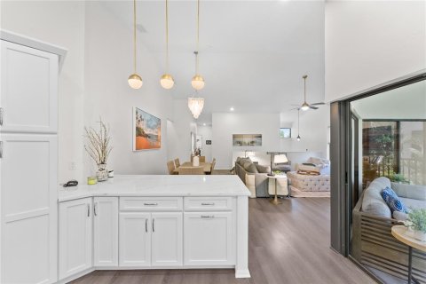 Touwnhouse à louer à Sarasota, Floride: 3 chambres, 164.9 m2 № 2148989 - photo 13